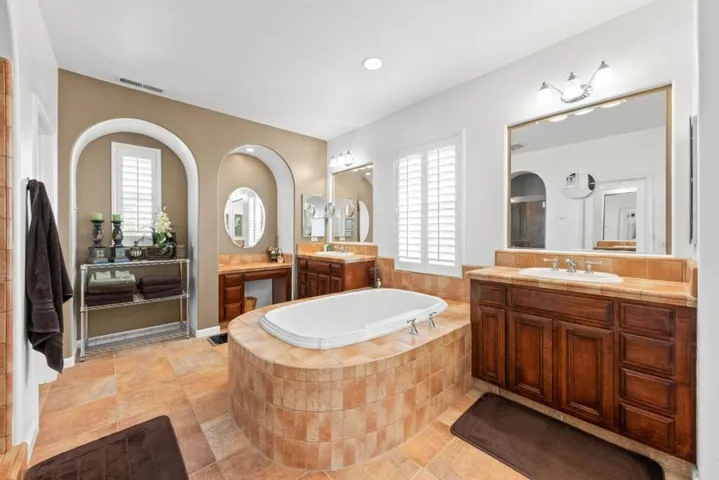 6560 Eagle Ridge Court, Gilroy, California 95020