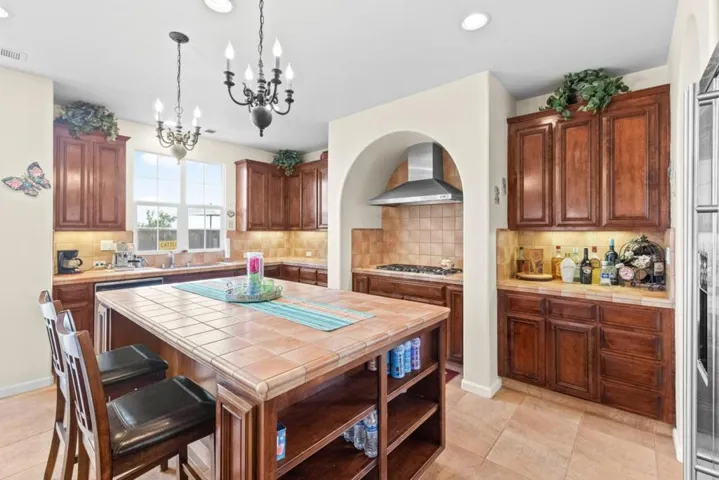 6560 Eagle Ridge Court, Gilroy, California 95020
