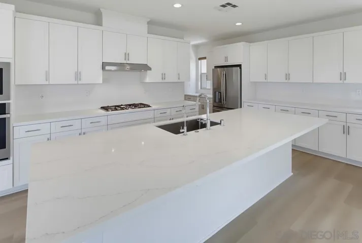 1124 Camino Levante, Chula Vista, California 91913