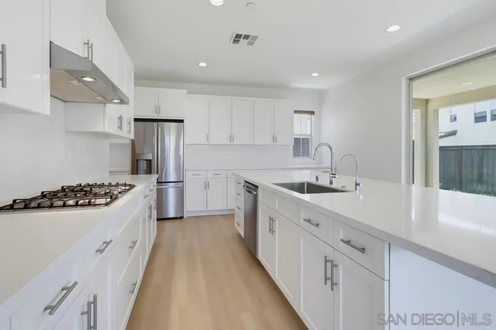 1124 Camino Levante, Chula Vista, California 91913