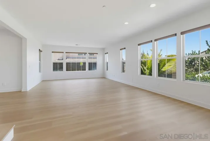 1124 Camino Levante, Chula Vista, California 91913