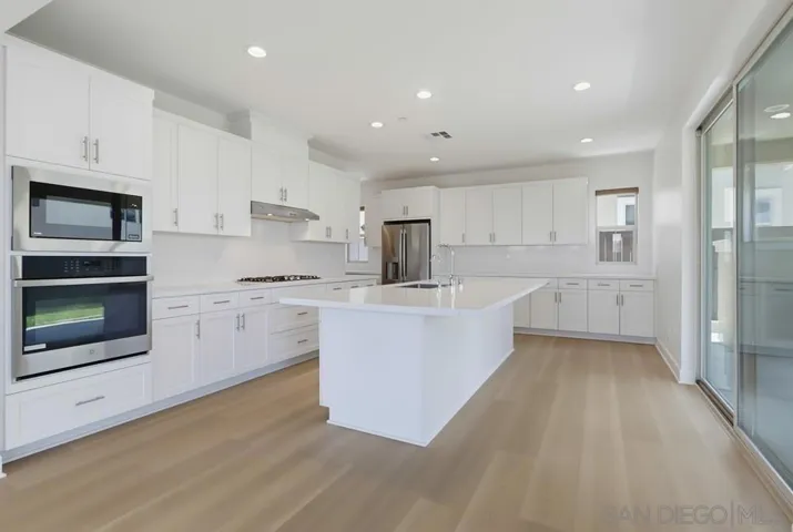 1124 Camino Levante, Chula Vista, California 91913