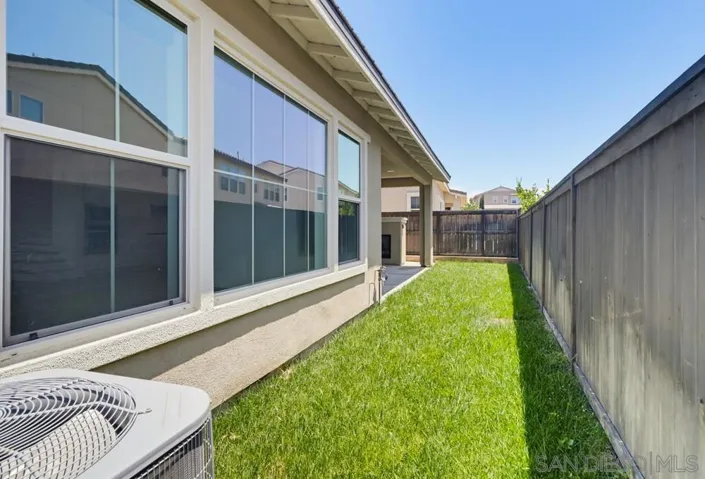 1124 Camino Levante, Chula Vista, California 91913