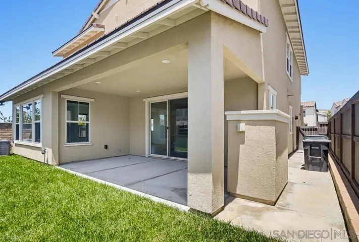 1124 Camino Levante, Chula Vista, California 91913