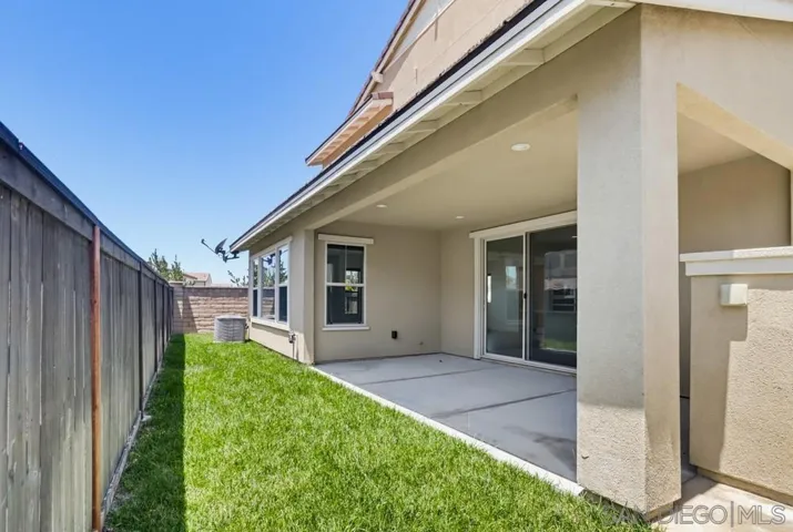 1124 Camino Levante, Chula Vista, California 91913