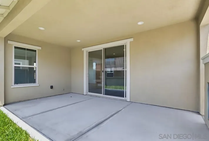 1124 Camino Levante, Chula Vista, California 91913