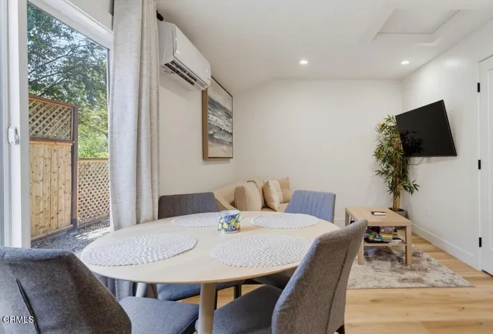 2368-glenrose-ave-055_web