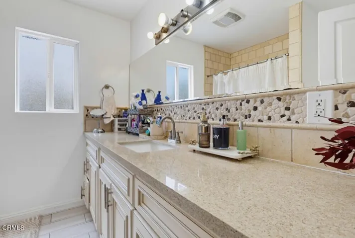 2368-glenrose-ave-038_web