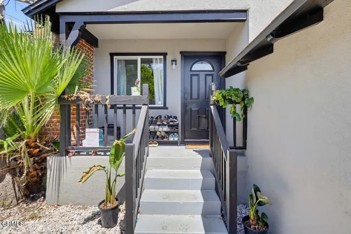 2368-glenrose-ave-005_web