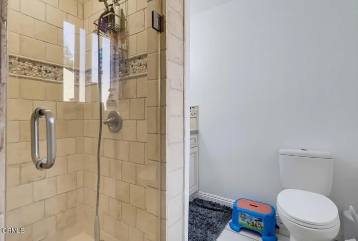 2368-glenrose-ave-027_web