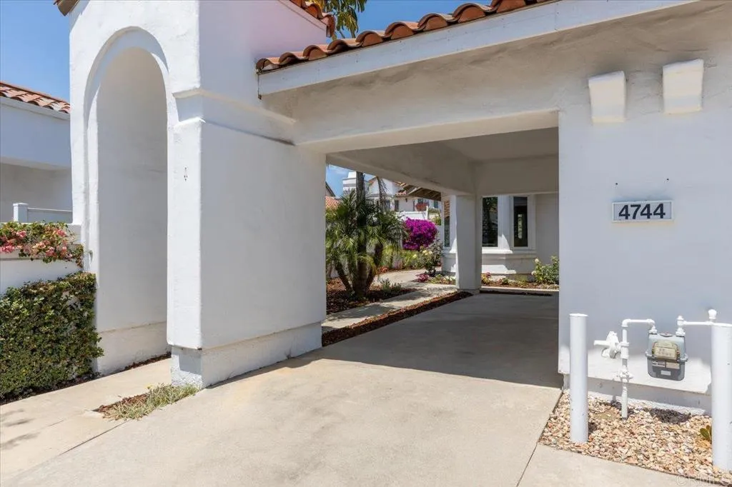 4744 Miletus Way, Oceanside, California 92056 — photo 4