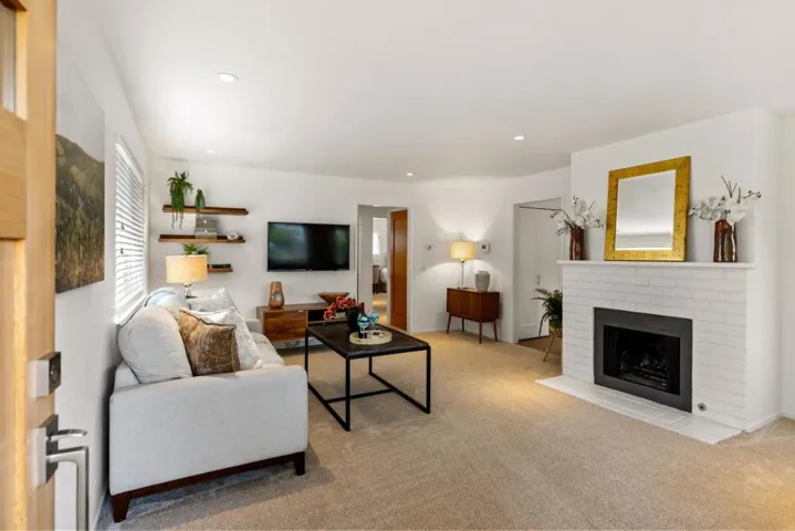 1394 David Avenue, Monterey, California 93940