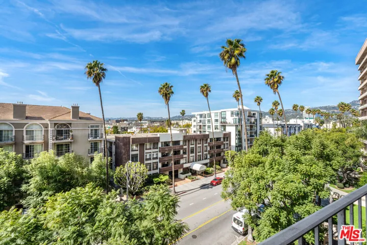 100 S Doheny Drive 503, Los Angeles, California 90048