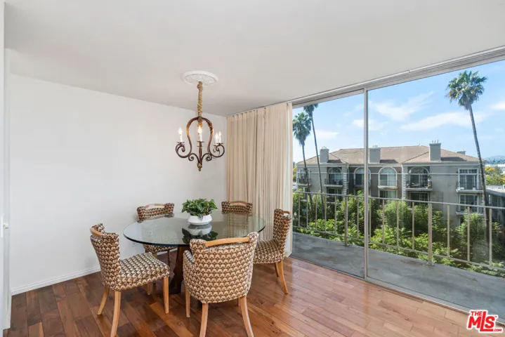 100 S Doheny Drive 503, Los Angeles, California 90048