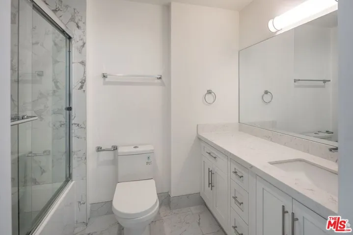 1237 S 90035 Avenue 202, Los Angeles, California 90035