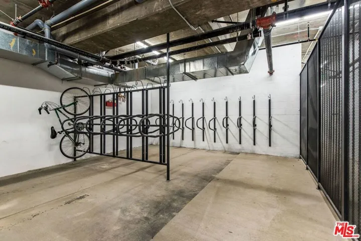1237 S 90035 Avenue 202, Los Angeles, California 90035