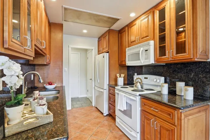 3598 Payne Avenue 9, San Jose, California 95117