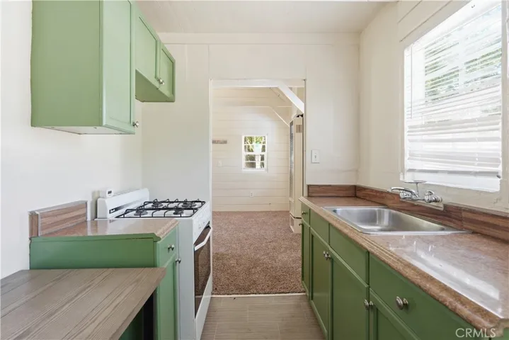 369 Log, Crestline, California 92325
