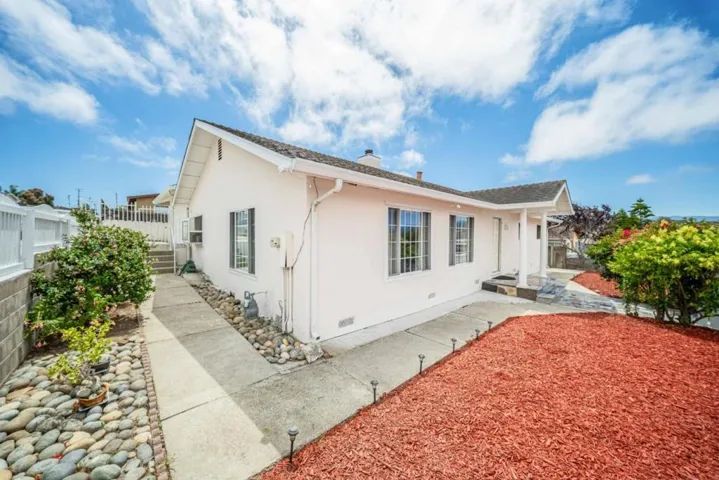 1696 Vallejo Street, Seaside, California 93955 — photo 5