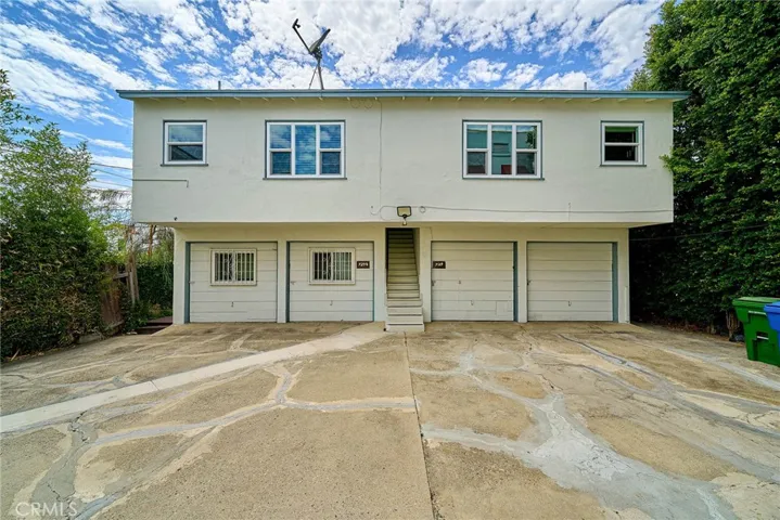 727 Crenshaw, Los Angeles, California 90005