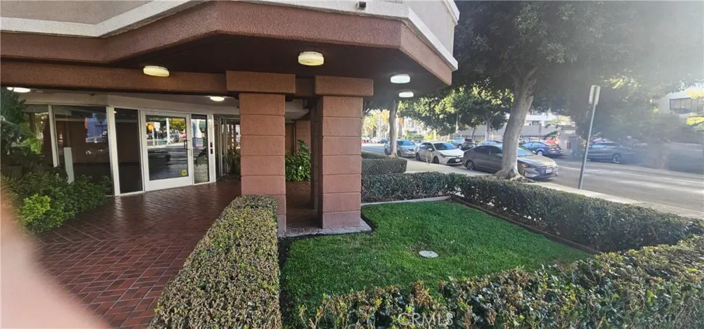 801 801 Avenue 205, Long Beach, California 90813
