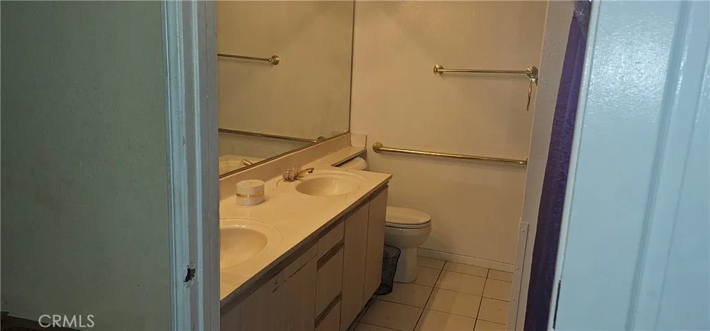 801 801 Avenue 205, Long Beach, California 90813