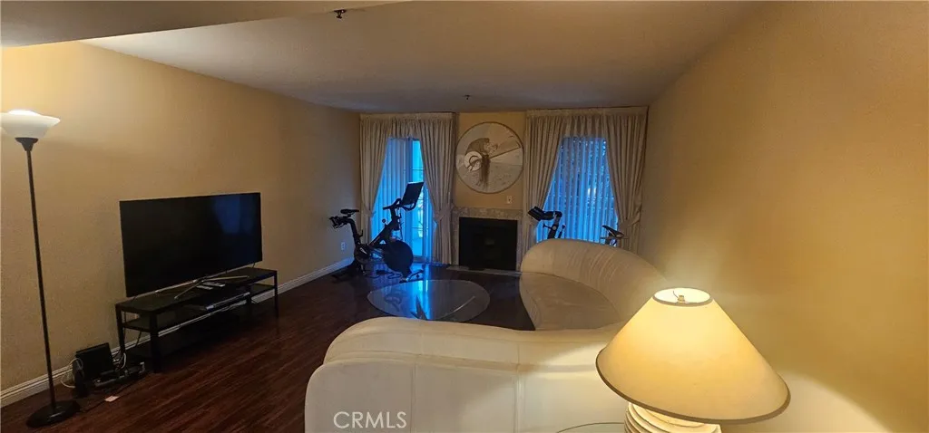 801 801 Avenue 205, Long Beach, California 90813