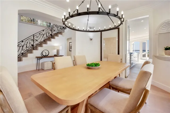 2717 Shell Street, Corona Del Mar, California 92625