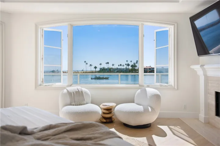 2717 Shell Street, Corona Del Mar, California 92625
