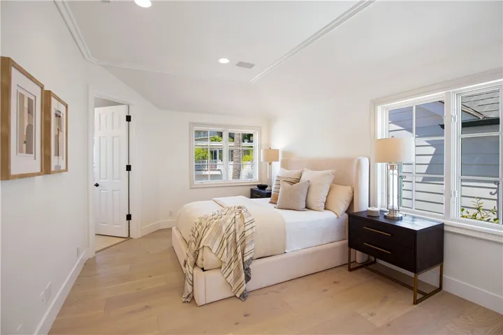 2717 Shell Street, Corona Del Mar, California 92625