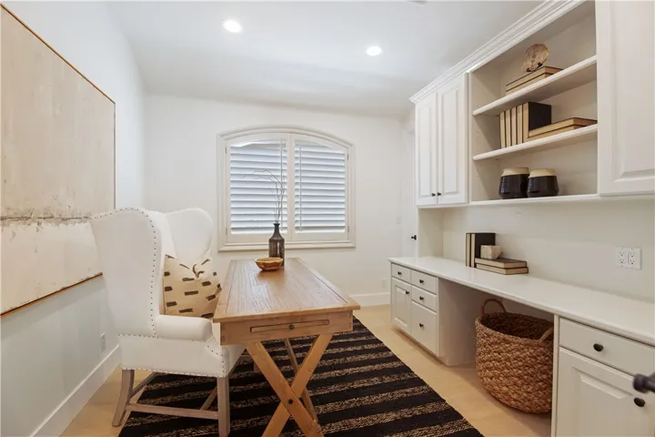2717 Shell Street, Corona Del Mar, California 92625