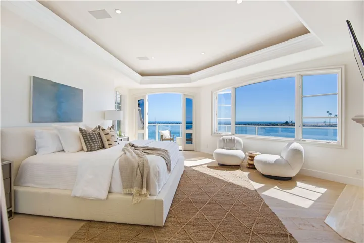 2717 Shell Street, Corona Del Mar, California 92625