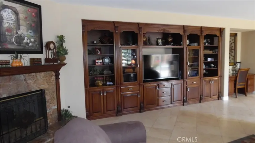 955 Randall Ranch Road, Corona, California 92881