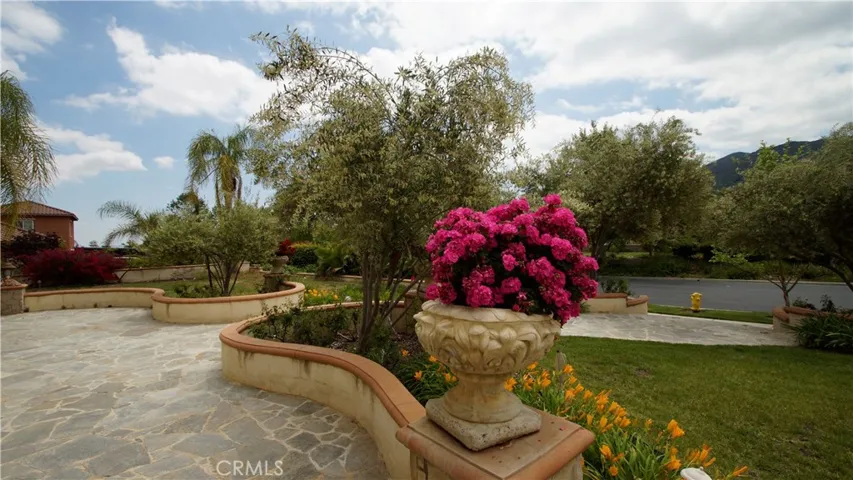 955 Randall Ranch Road, Corona, California 92881