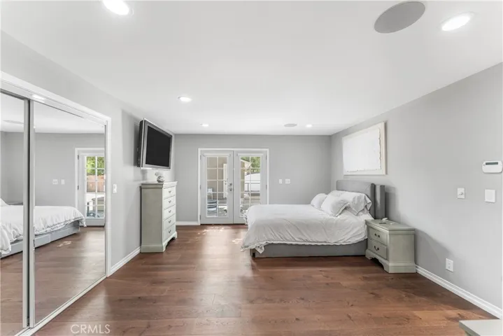 7222 Fallbrook Avenue, West Hills, California 91307