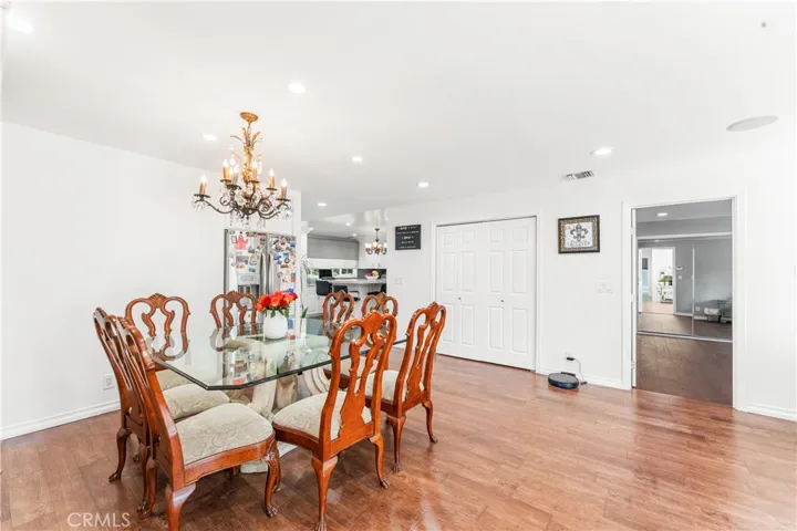 7222 Fallbrook Avenue, West Hills, California 91307