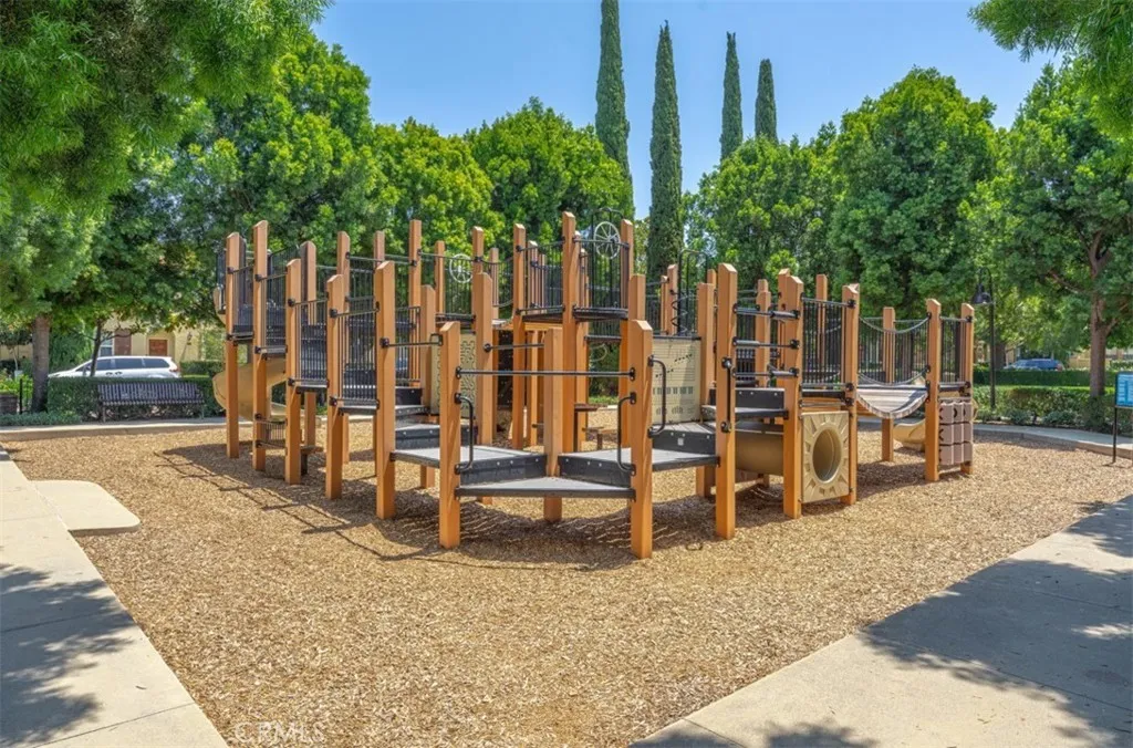 Woodbury HOA Amenities