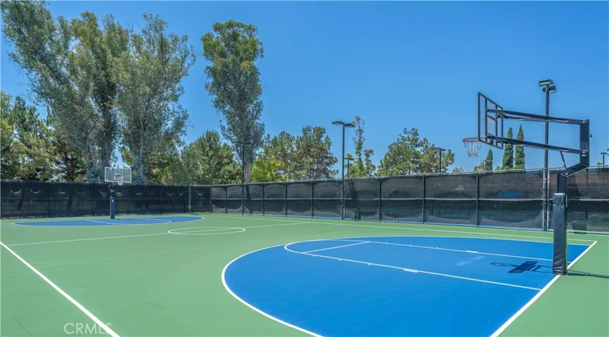 Woodbury HOA Amenities