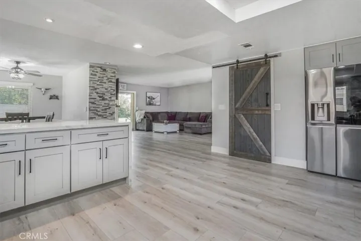 12-KitchenFurnished