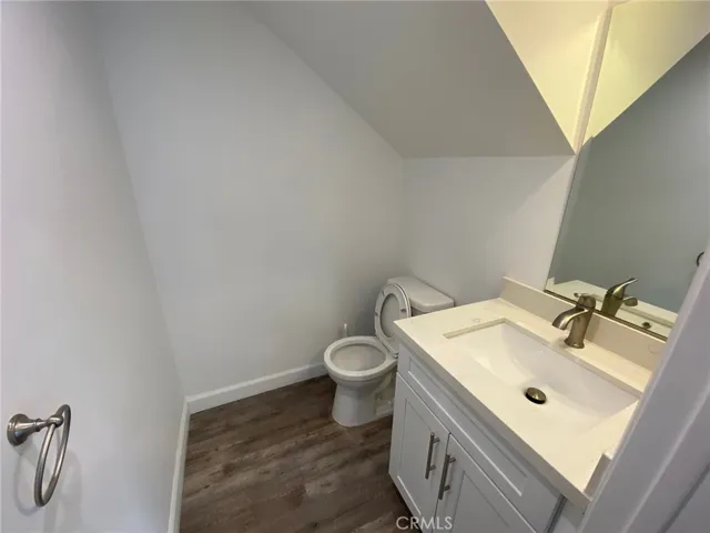 9110 Burnet Avenue, North Hills, California 91343