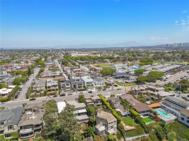 2209 Cliff Drive, Newport Beach, California 92663