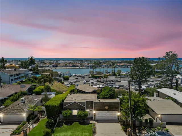 2209 Cliff Drive, Newport Beach, California 92663