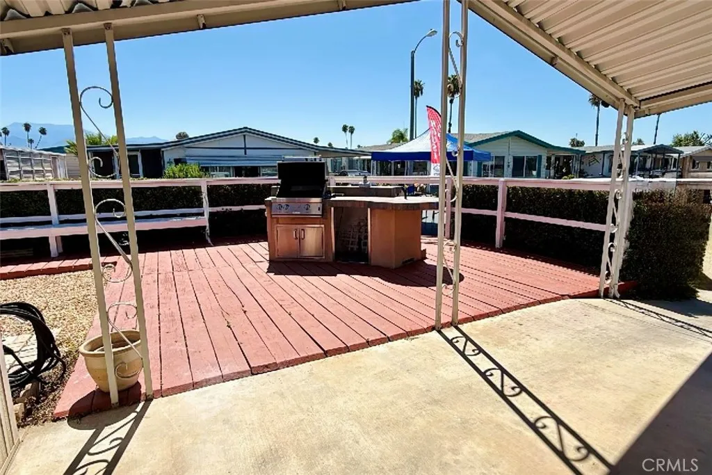 Private BBQ Deck