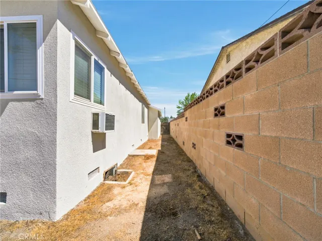 1156 W Avenue J7, Lancaster, California 93534