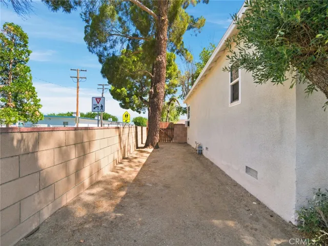 1156 W Avenue J7, Lancaster, California 93534