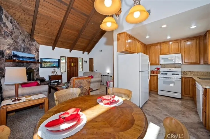 750 Grass Valley, Lake Arrowhead, California 92352