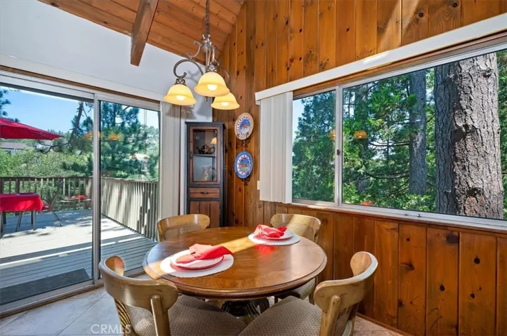 750 Grass Valley, Lake Arrowhead, California 92352