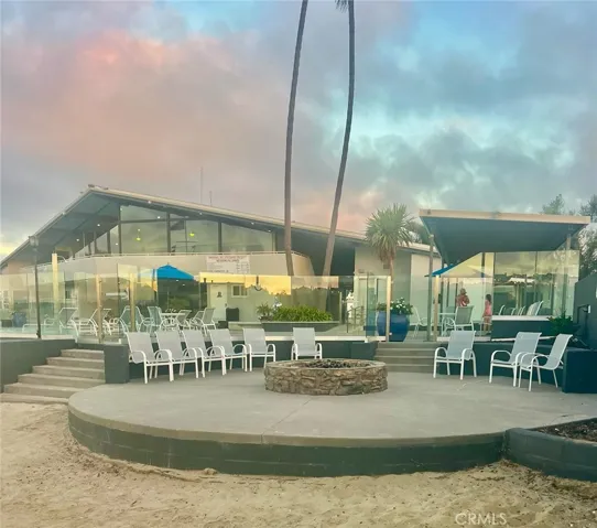 108 Yorktown, Newport Beach, California 92660