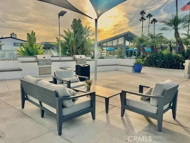 108 Yorktown, Newport Beach, California 92660