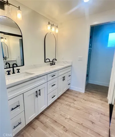108 Yorktown, Newport Beach, California 92660